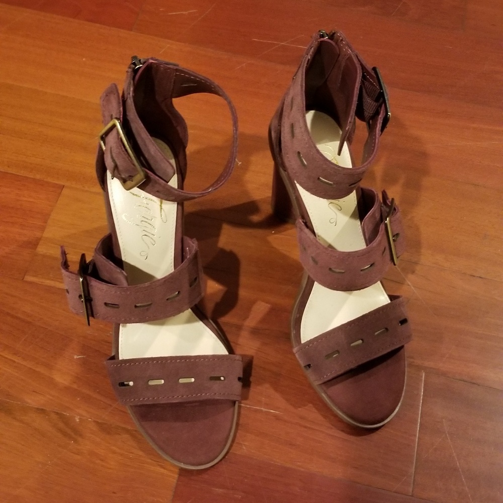 NWT Fergies Dress Shoe for sale